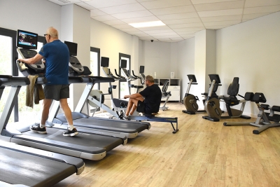 Redistribució de l'espai de la sala de fitness del CEM Les Vernedes.