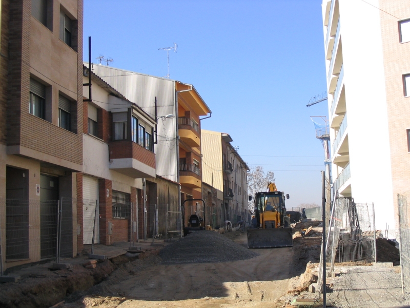 Treballs d'urbanització del carrer Montseny
