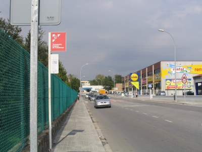 Parada de bus al vial Mogent