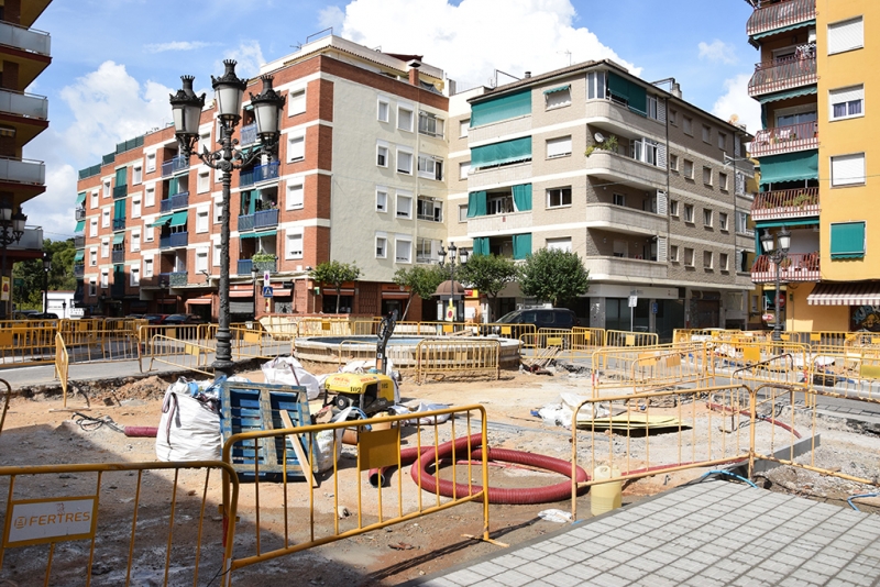 Obres de reforma de la plaça de la Font.