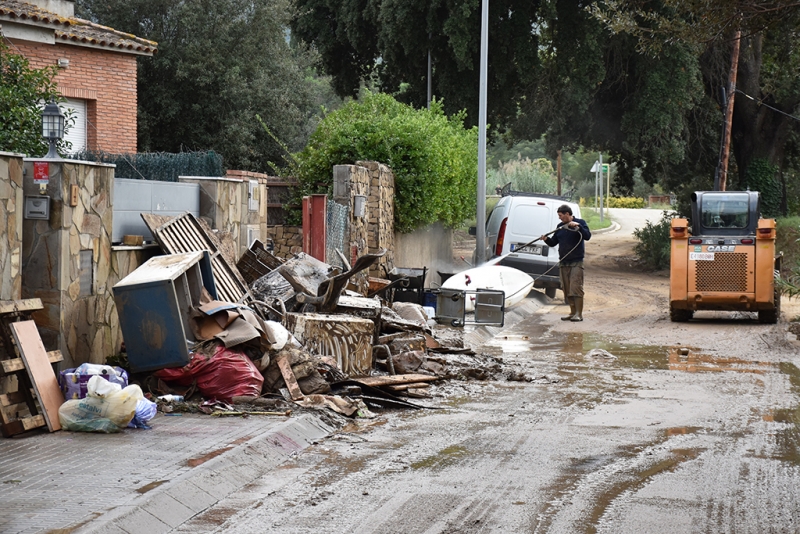 Algunes de les afectacions del temporal al barri Ametller.