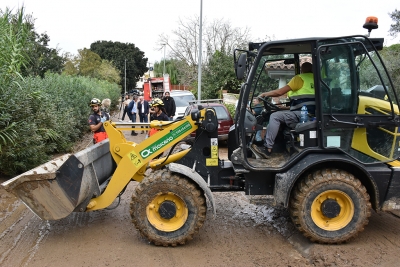 Feines de recuperació al barri Ametller.