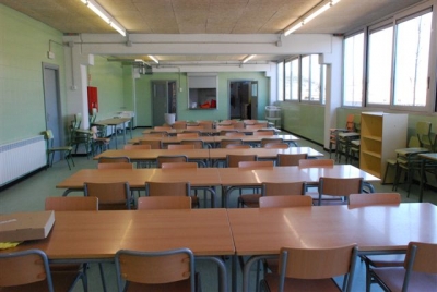 El menjador té una capacitat per a uns 150 alumnes