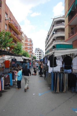 Mercat dels divendres a Montornès Centre