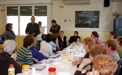 Acte de cloenda de la darrera edició del taller de memòria al Casal dels Avis de Montornès Nord