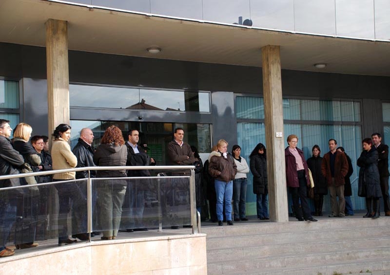 Concentració a la porta de l'Ajuntament