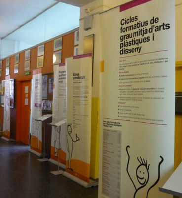 Exposició "Després de l'ESO...què? a l'IES Vinyes Velles