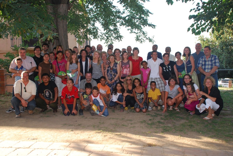 Foto dels assistents a l'acte de benvinguda