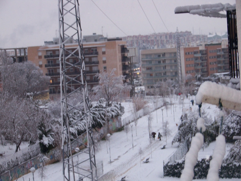 Vista del tram del torrent de Vinyes Velles, des de l'avinguda de barcelona a l'avinguda d'Ernest Lluch