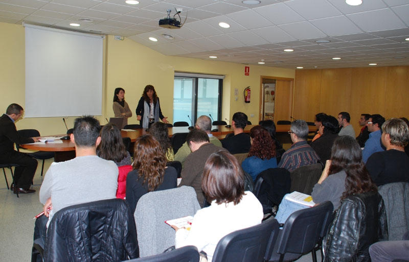 Acte de presentació de la formació a la Sala d'Actes de l'Ajuntament